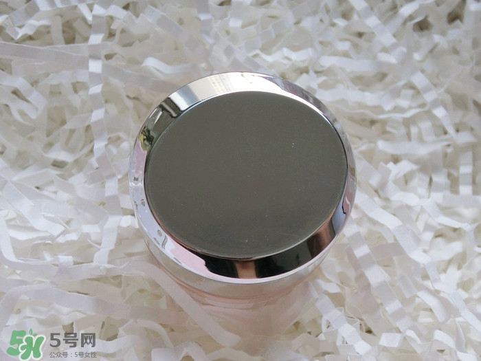 玉蘭油眼部素顏霜怎么用？玉蘭油眼部素顏霜使用方法