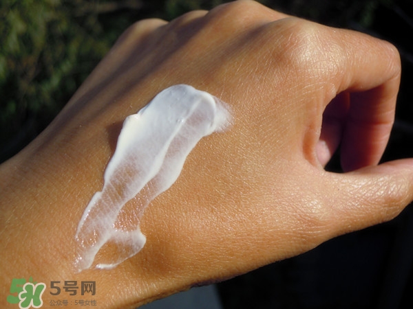 玉蘭油素顏霜怎么樣？玉蘭油素顏霜多少錢？