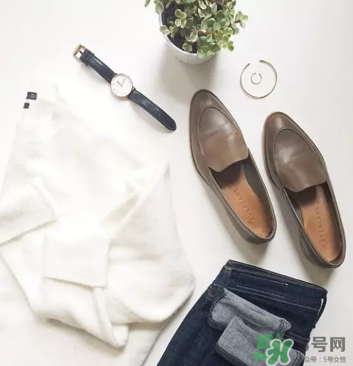 樂(lè)福鞋是什么？樂(lè)福鞋哪個(gè)牌子最有名？