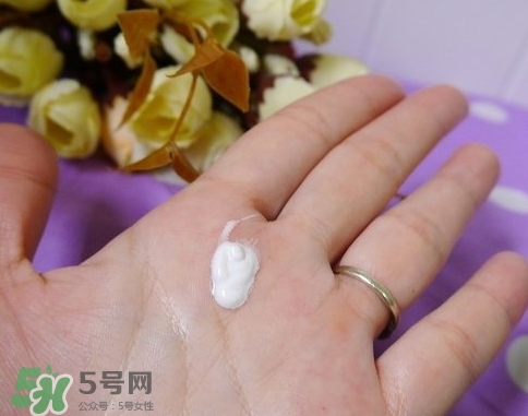 9wishes VB素顏霜怎么樣？9wishes VB爆水素顏霜怎么用