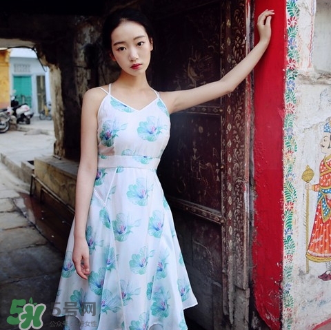 8月份去三亞穿什么？八月份去三亞穿什么衣服？