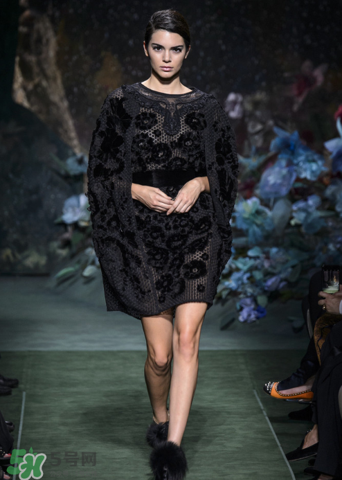 fendi2017秋冬高定秀服裝怎么樣_好看嗎？