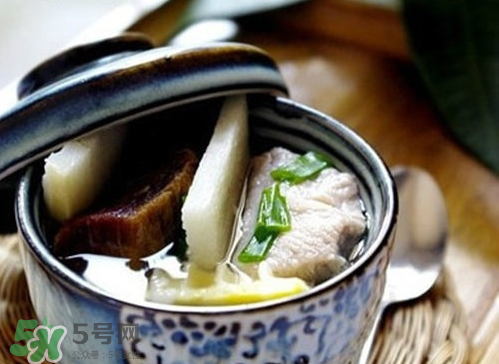 榴蓮殼燉排骨殼能吃嗎？榴蓮殼燉排骨什么味道？