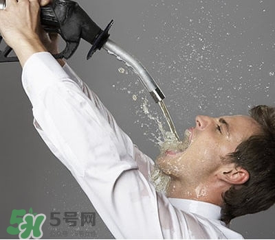腎結石怎么治最好？腎結石的醫(yī)治方法