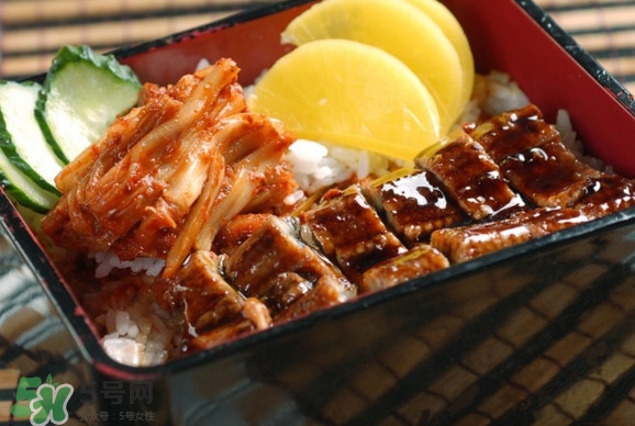 鰻魚飯怎么吃？日本鰻魚飯的做法