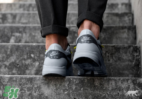 asphalt gold與耐克air max 1聯(lián)名多少錢？為什么這么貴？