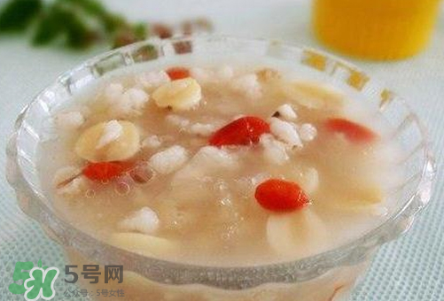 新鮮蓮子可以煮粥嗎？蓮子熬粥需要去芯嗎？
