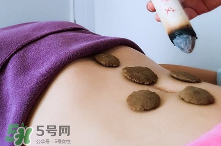 三伏灸一療程多少錢？三伏灸和三伏貼的區(qū)別