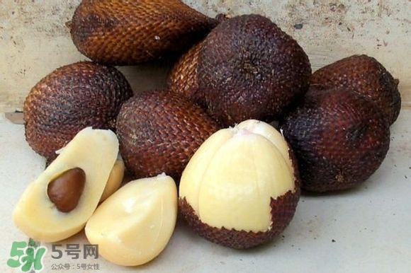 蛇皮果吃了會上火嗎？蛇皮果吃了會不會皮膚過敏？
