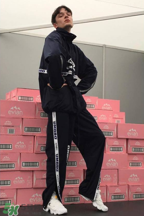 vetements與umbro2018春夏聯(lián)名系列怎么樣_好看嗎？