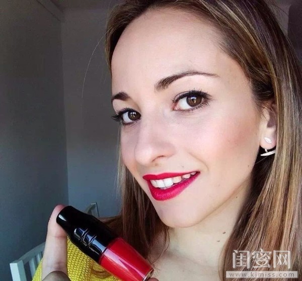 蘭蔻搖搖染唇液哪個(gè)顏色好看？蘭蔻搖搖染唇液色號(hào)試色