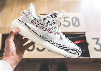 adidas yeezy 350 v2 boost zebra白斑馬市場價多少錢？