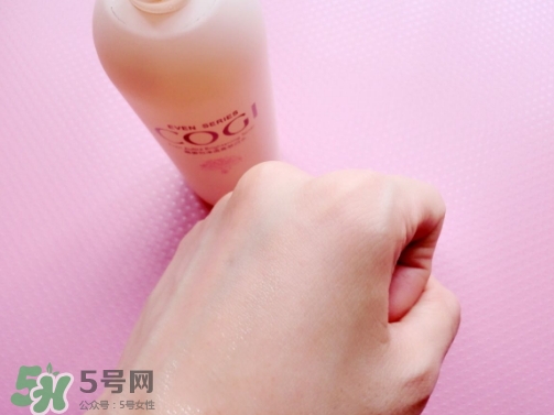 高姿大白水男士能用嗎？高姿大白水男生用合適嗎？