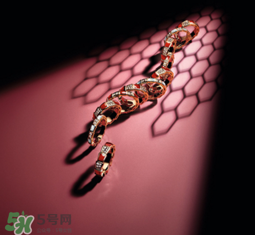 寶格麗靈蛇之戒多少錢(qián)？寶格麗蛇形戒指專柜價(jià)格