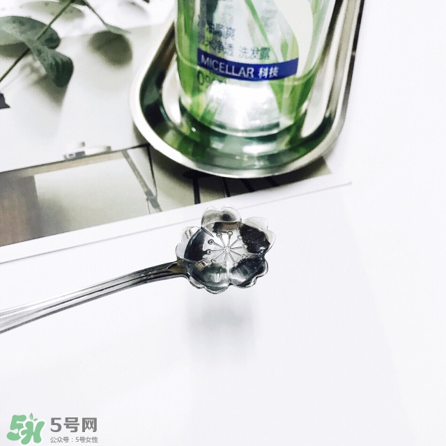 飄柔微米凈透系列綠色和紅色區(qū)別？飄柔微米凈透系列怎么用
