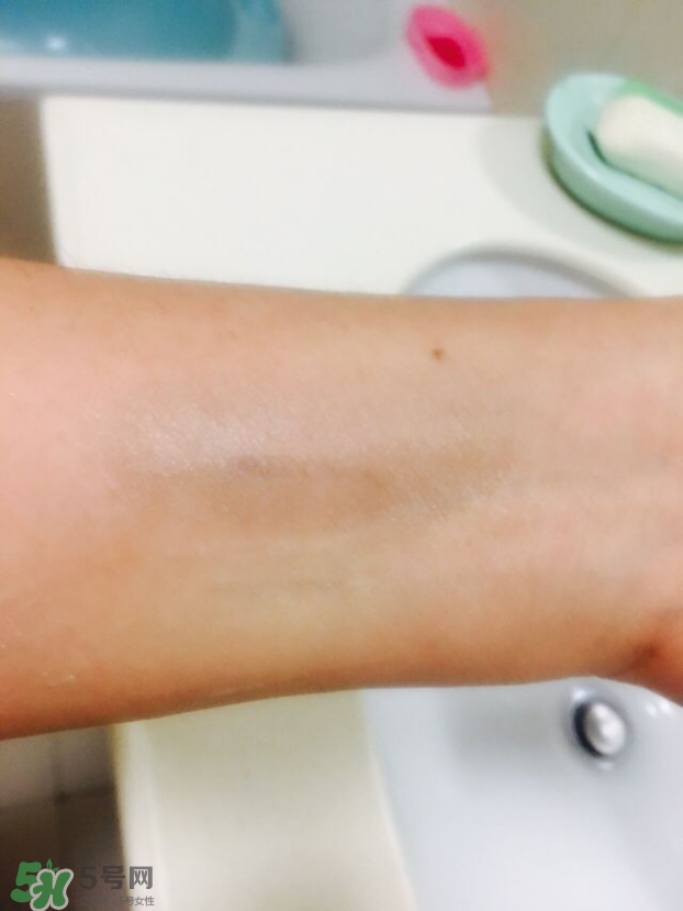 飄柔微米凈透系列綠色和紅色區(qū)別？飄柔微米凈透系列怎么用