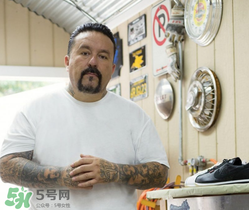 mister cartoon與nike cortez45周年聯(lián)名鞋子多少錢(qián)？