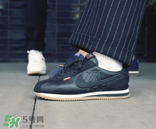 mister cartoon與nike cortez45周年聯(lián)名鞋子多少錢(qián)？