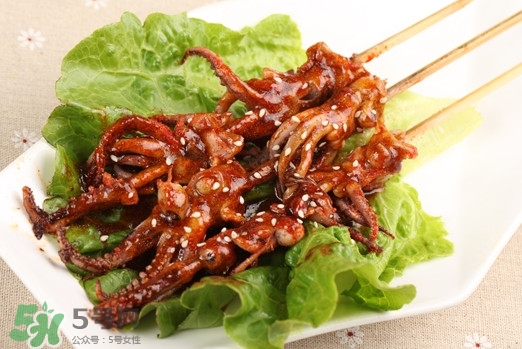 鐵板魷魚怎么做好吃？鐵板魷魚使用了什么香料