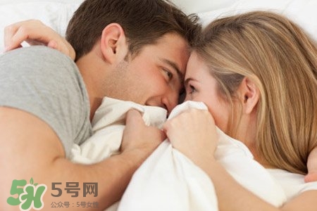 性生活后男人應(yīng)注意什么？性生活后男人吃什么好？