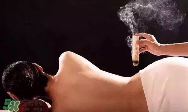 三伏貼和三伏灸哪個(gè)效果好？三伏貼和三伏灸對(duì)比