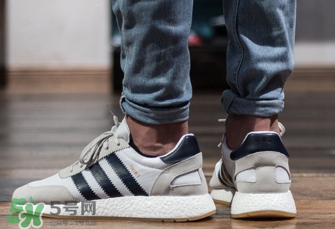 adidas iniki runner上腳效果怎么樣？阿迪達(dá)斯復(fù)古跑鞋好看嗎？