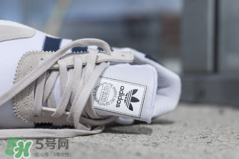 adidas iniki runner多少錢？阿迪達(dá)斯復(fù)古跑鞋專柜價(jià)格