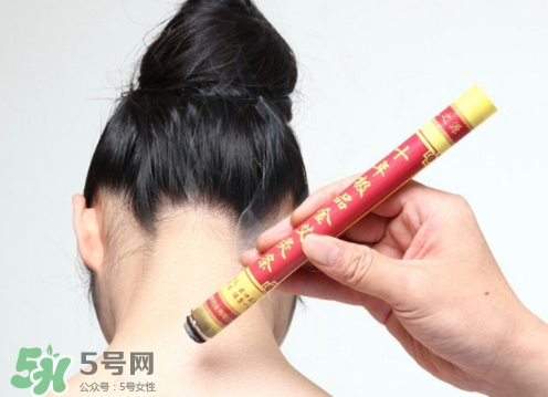 艾灸條和艾灸貼哪個好？艾灸好還是艾灸貼好？
