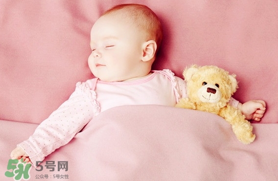 三伏灸小孩可以灸嗎？寶寶多大可以灸三伏灸？