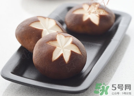 香菇怎么切十字？如何切出漂亮的香菇花兒
