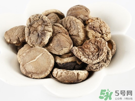 香菇是發(fā)物嗎？香菇是干的好還是新鮮的好
