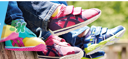 Asics童鞋尺碼對照表 Asics童鞋尺碼怎么選？
