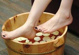 三伏天能用姜泡腳嗎？三伏天用姜泡腳好嗎？