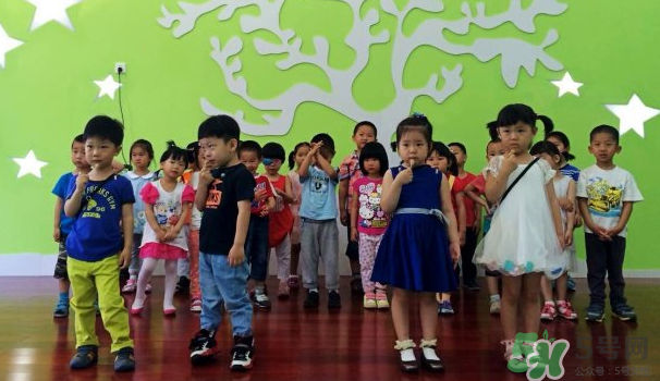寶寶不去幼兒園怎么辦？寶寶不去幼兒園哭鬧怎么勸導(dǎo)？