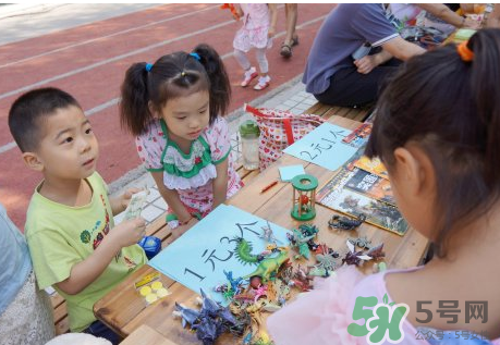 寶寶不去幼兒園怎么辦？寶寶不去幼兒園哭鬧怎么勸導(dǎo)？