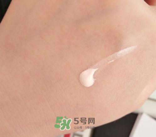 瓷肌美白隔離防曬霜怎么樣？瓷肌美白防曬霜好用嗎？