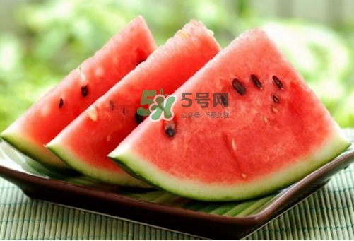 三伏天坐月子可以吃西瓜嗎？三伏天坐月子吃西瓜好嗎？