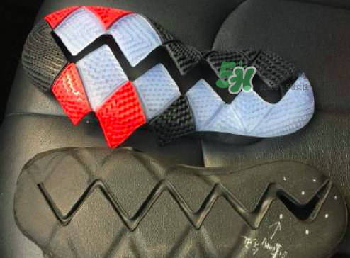 nike kyrie 4實(shí)物諜照什么樣？耐克歐文4代諜照曝光