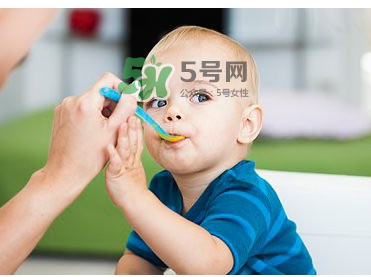 寶寶沒長牙能吃面條嗎？寶寶沒長牙能不能喂面條？