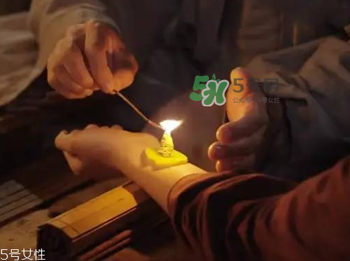 ?三伏天為什么要艾灸？?三伏天為什么要做灸？
