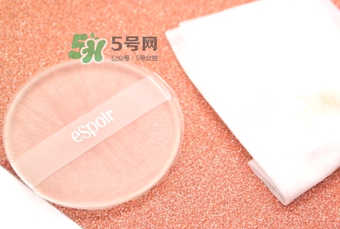 硅膠粉撲可以用散粉嗎？硅膠粉撲可以用干粉嗎？