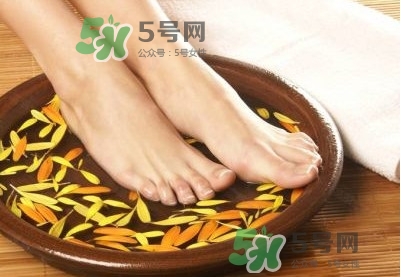 花椒水泡腳有什么功效？花椒水泡腳去濕氣嗎