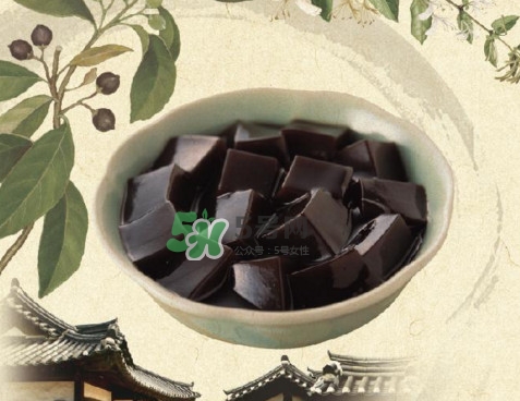 龜苓膏里有龜嗎？龜苓膏什么時候吃最好