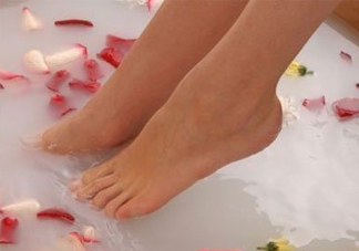 花椒水泡腳有什么功效？花椒水泡腳去濕氣嗎