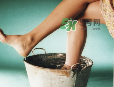 花椒不適合哪些人泡腳？女人用花椒水泡腳好嗎