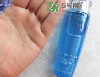 蘭蔻清瀅嫩膚水怎么樣？蘭蔻清瀅嫩膚水好用嗎？