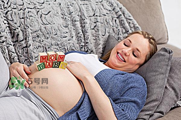胎動幾個(gè)月最活躍？胎動多少次算正常？