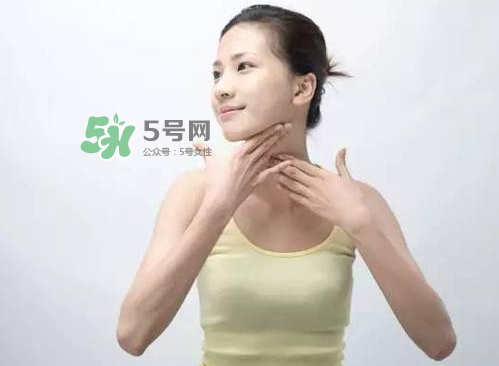 三伏天不出汗怎么回事？三伏天臉上愛出汗怎么回事？