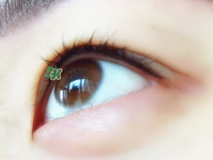 做美瞳線麻藥進(jìn)眼睛怎么辦？做美瞳線麻藥灼傷眼睛怎么辦？
