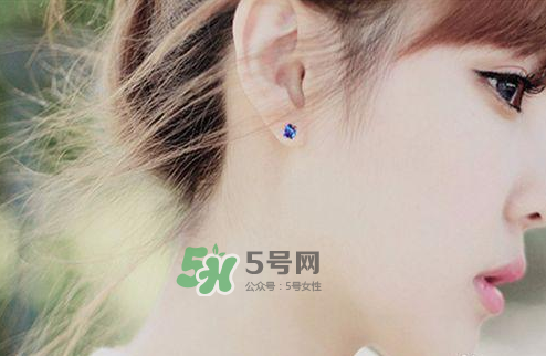 8月份可以打耳洞嗎？八月份可以打耳洞嗎？